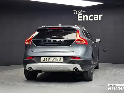 2019 Volvo V40 D3, фото 4, лот 10115093