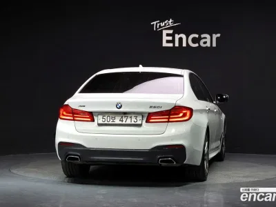 2017 BMW 5-Series 530i xDrive M Sport Package Plus, фото 4, лот 10144740