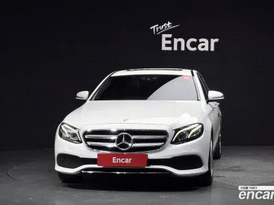 2017 Mercedes-Benz E-Class E220d Avantgarde, фото 3, лот 10169993