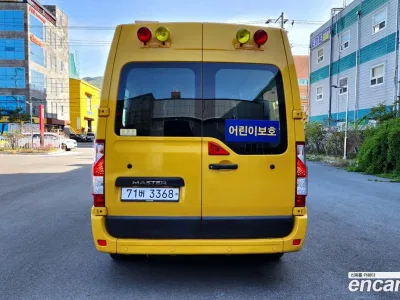 2019 Renault Master School Bus, фото 4, лот 10191065