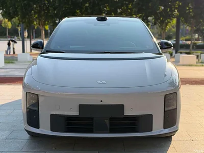 2025 Li Auto i6 4WD Base Model, фото 3, лот 11353317