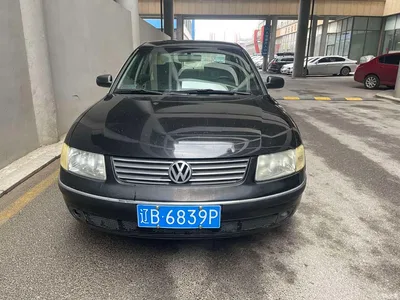 2004 Volkswagen Passat Model 2.0L Manual Base, фото 2, лот 10449134