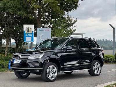 2017 Volkswagen Touareg 3.0TSI R-Line Summit Edition, фото 3, лот 10397691
