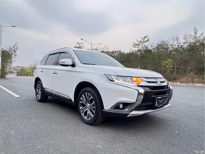2018 Mitsubishi Outlander 2.4L 4WD Luxury Edition 7-seater, фото 2, лот 10340299