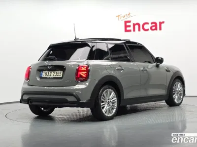 2022 Mini Cooper 5-Door Classic Plus, фото 2, лот 10202504