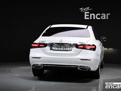2022 Mercedes-Benz E-Class E220d 4MATIC Exclusive, фото 4, лот 10168900