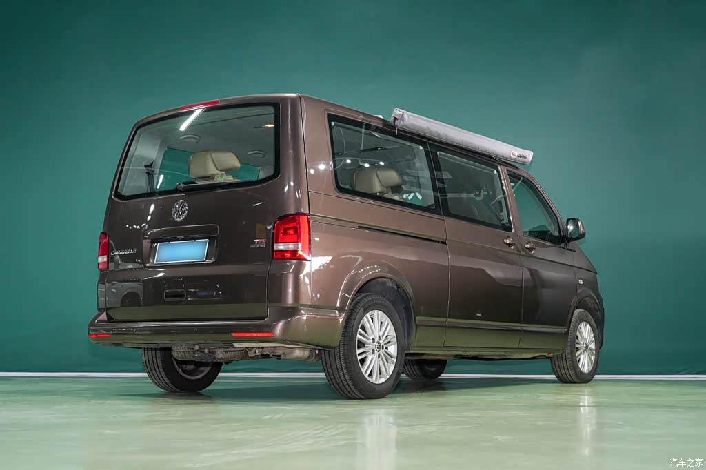 2014 Volkswagen Caravelle 2.0TSI 4WD Comfort Edition, фото 3, лот 10476826