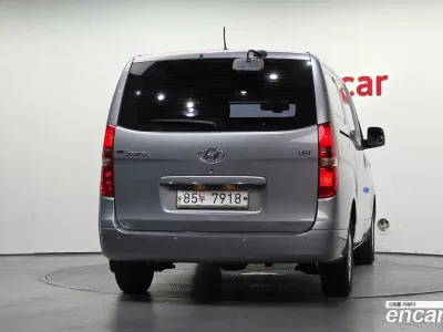 2017 Hyundai Starex 3-Seater VAN, фото 4, лот 10230789