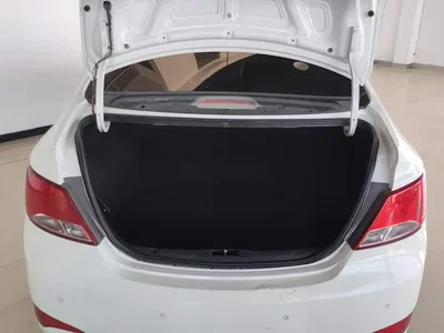 2014 Hyundai Verna 1.4L Manual Smart GLS, фото 4, лот 11544459