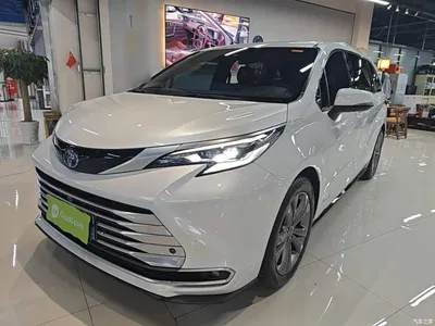 2023 Toyota Sienna 2.5L Hybrid Platinum Edition, фото 2, лот 10324164