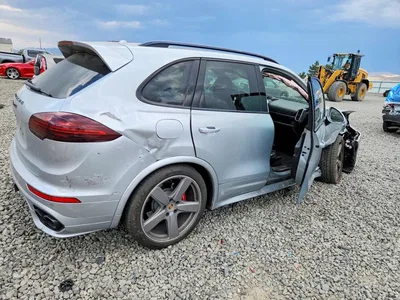 2016 PORSCHE CAYENNE GTS, фото 3, лот 10877978