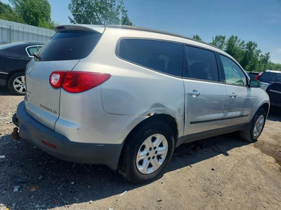 2010 CHEVROLET TRAVERSE LS, фото 3, лот 10723157