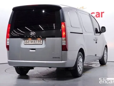 2022 Hyundai Staria Cargo 3-Seater, фото 2, лот 10109836