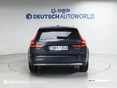 2025 Volvo V60 B5 Ultra AWD, фото 4, лот 10127285
