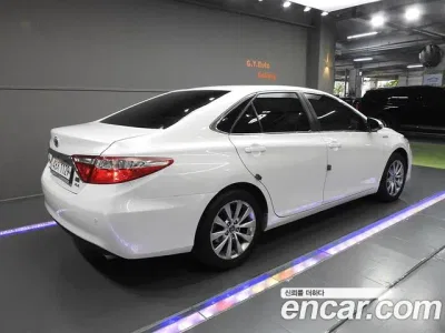 2017 Toyota Camry Hybrid XLE, фото 3, лот 10034551