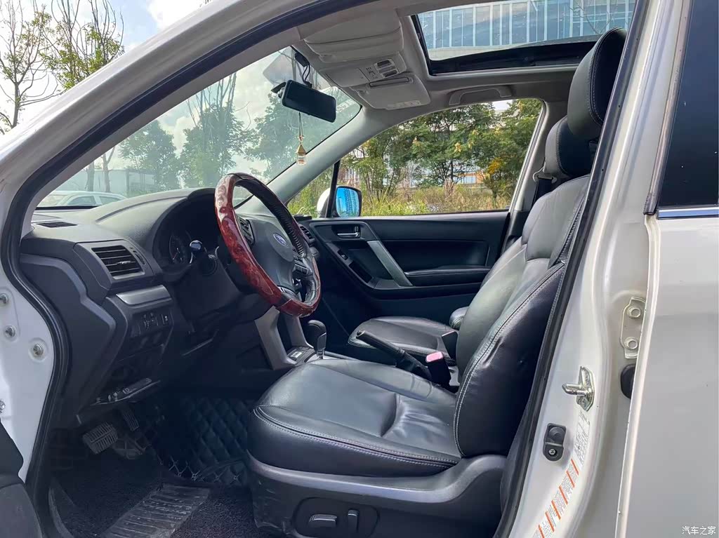 2013 Subaru Forester 2.0i Automatic Luxury Navigation Edition, фото 4, лот 11191801