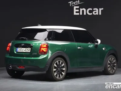 2020 Mini Cooper Standard, фото 2, лот 10104836
