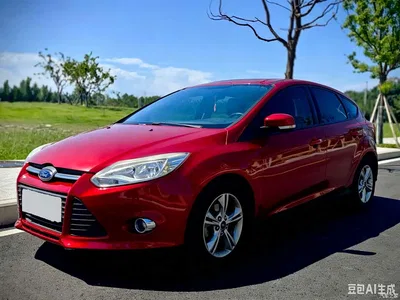 2012 Ford Focus Hatchback 1.6L Automatic Trend, фото 1, лот 10299263