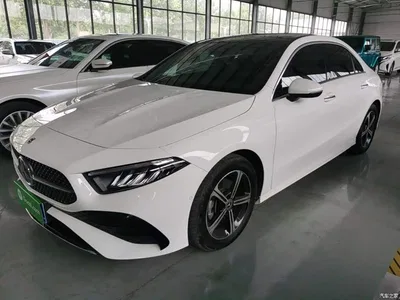 2023 Mercedes-Benz A-Class A 200 L Fashion, фото 2, лот 10283694