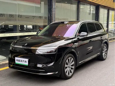2025 AITO Wenjie AITO M8 Range Extender Max+ Edition 53.4kWh 5-seater, фото 1, лот 10445741