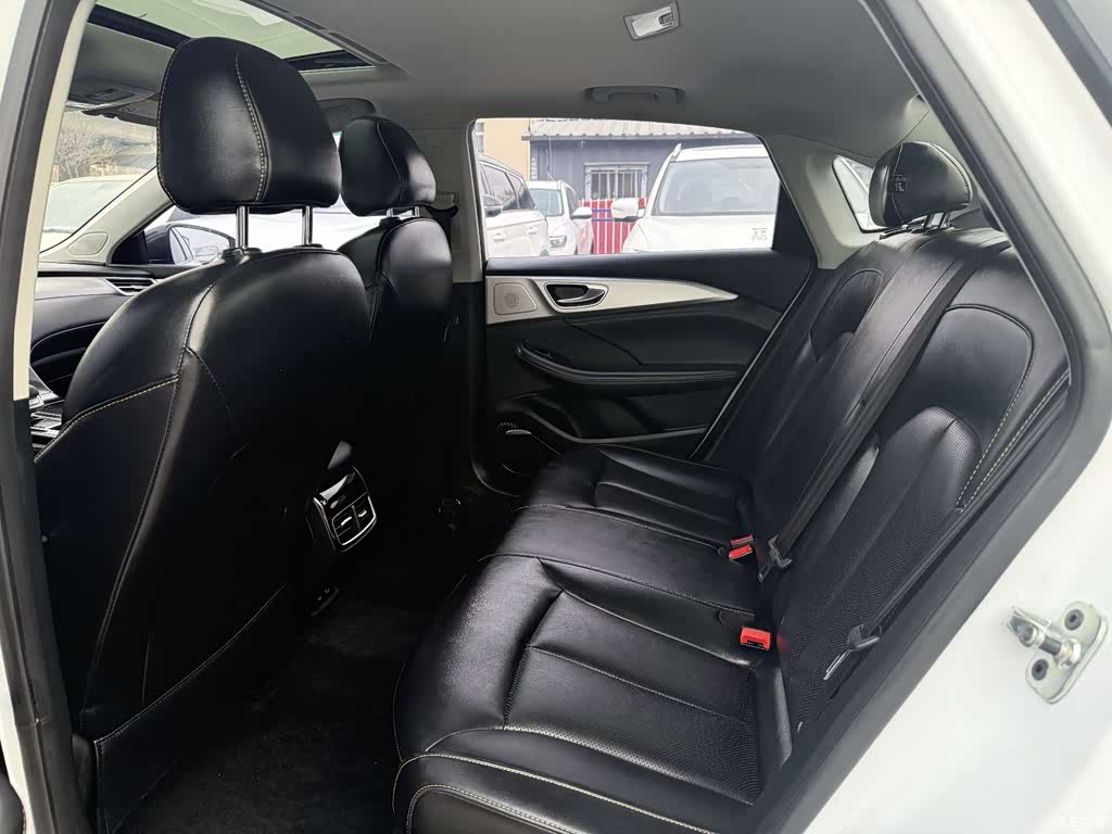2021 Roewe i6 MAX EV 1.5T PHEV Ride-hailing Luxury Edition, фото 4, лот 10958017