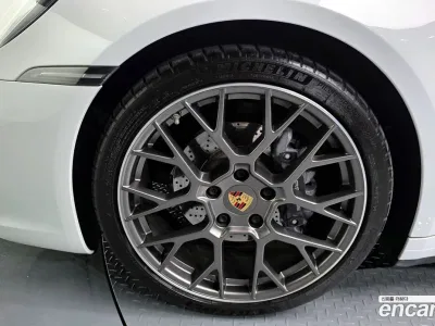 2020 Porsche 911 Carrera 4, фото 4, лот 10093315