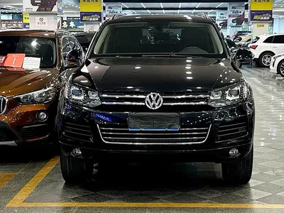 2011 Volkswagen Touareg 3.0TSI Premium, фото 2, лот 10452840