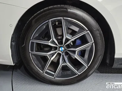 2024 BMW 5-Series 520i M Sport, фото 4, лот 10058305