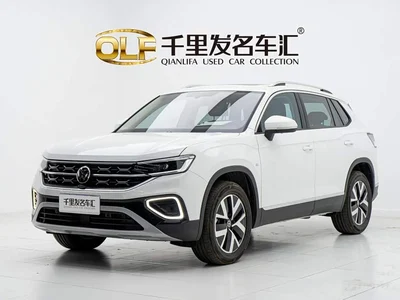 2025 Volkswagen Tayron Shared Joy 330TSI, фото 1, лот 10418425
