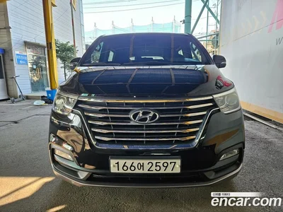 2019 Hyundai Starex Urban 9-Seater, фото 2, лот 10160863