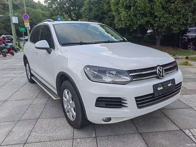 2011 Volkswagen Touareg 3.0TSI Standard, фото 2, лот 10417488