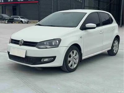 2013 Volkswagen Polo 1.6L Automatic Comfort Edition, фото 1, лот 11134681