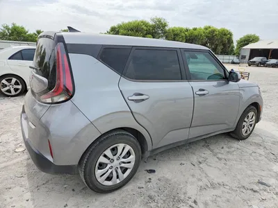 2023 KIA SOUL LX, фото 3, лот 10776004