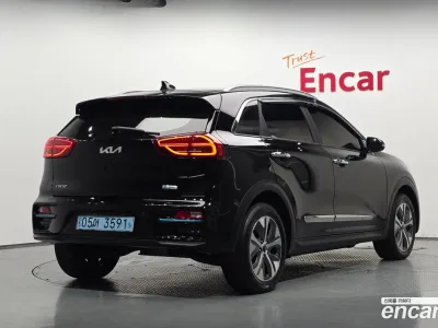 2022 Kia Niro Noblesse, фото 2, лот 10217291