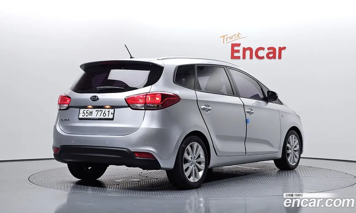 2015 Kia Carens 2.0 LPi Prestige, фото 2, лот 10616815