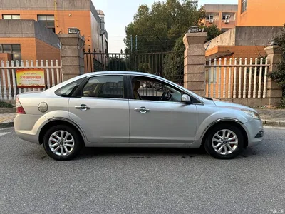 2013 Ford Focus Sedan Classic 1.8L Automatic Fashion, фото 4, лот 10279437