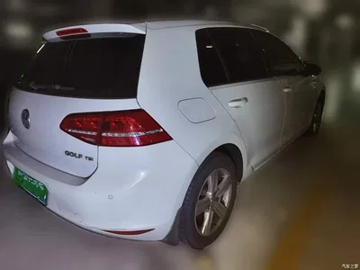2016 Volkswagen Golf 230TSI Automatic Comfort, фото 4, лот 10449696