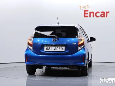 2018 Toyota Prius 1.5, фото 4, лот 10120165