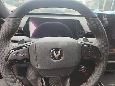 2025 Changan UNI-V 1.5T Sport Edition, фото 3, лот 10387976
