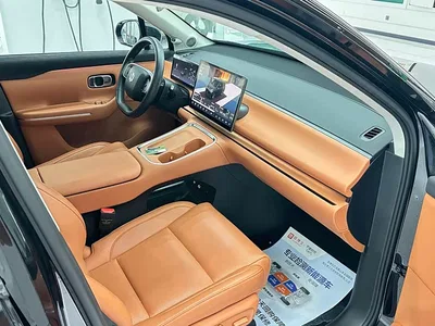 2026 Leapmotor C16 Model Year EREV 280 LiDAR Premium Edition 6-Seater, фото 4, лот 10317437