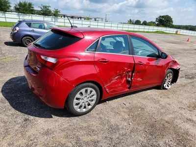 2017 HYUNDAI ELANTRA GT BASE, фото 3, лот 10903365
