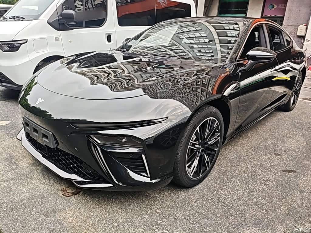 2024 Nezha Auto Nezha S Facelift Extended Range 1060 Lite Edition, фото 1, лот 10834360