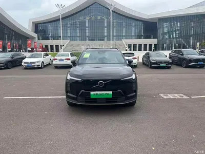 2025 Volvo XC70 Plug-in Hybrid Standard, фото 2, лот 10365881