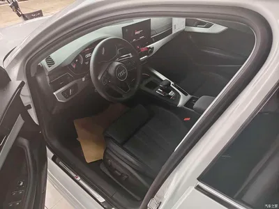 2020 Audi A4L 40 TFSI Luxury Dynamic, фото 4, лот 11088965