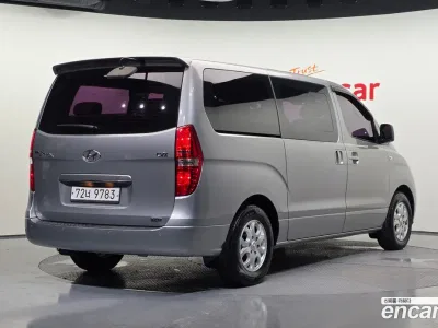 2014 Hyundai Starex 12-Seater Wagon, фото 1, лот 10191851