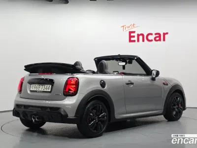 2024 Mini Cooper Convertible JCW, фото 2, лот 10195516