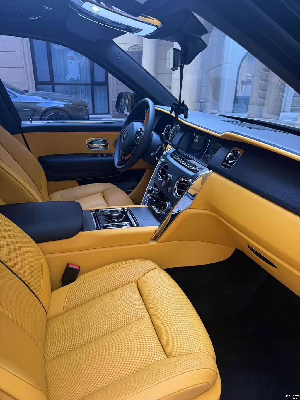 2024 Rolls-Royce Cullinan, фото 2, лот 11223239