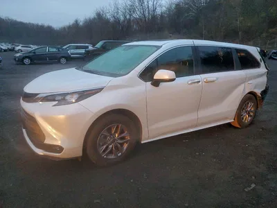 2025 TOYOTA SIENNA XLE, фото 1, лот 10493352