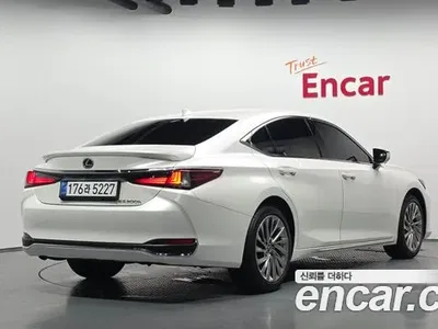 2026 Lexus ES 300h Executive, фото 1, лот 10194499