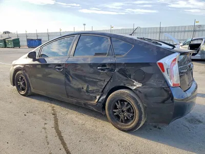 2012 TOYOTA PRIUS TWO, фото 2, лот 10534335